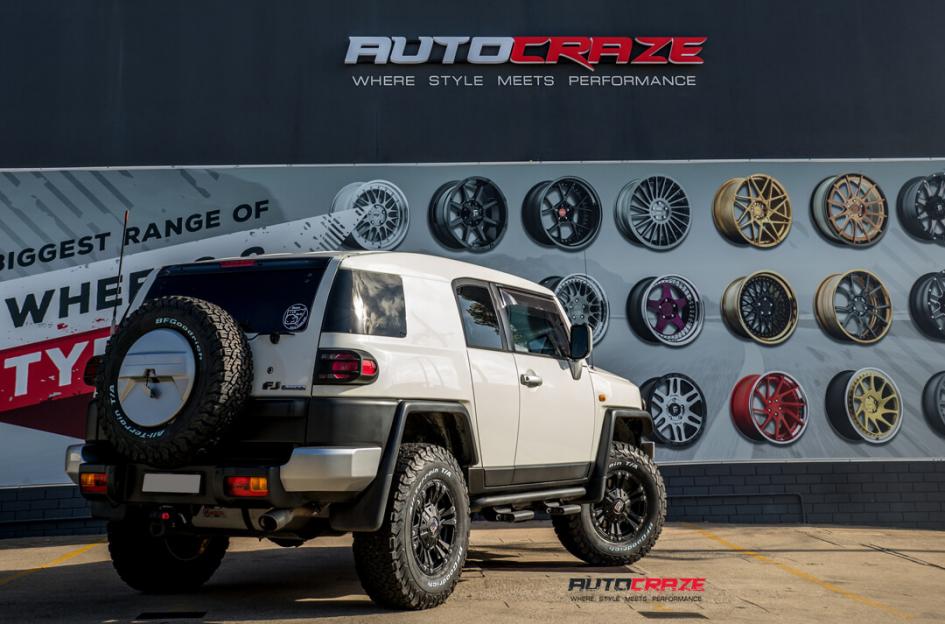 TOYOTA-FJ-CRUISER-MONSTER-XD-2-MATTE-BLACK